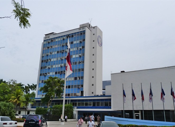 Noticia Radio Panamá | Continua incertidumbre entre las bancadas para elegir nueva junta directiva de la Asamblea Nacional
