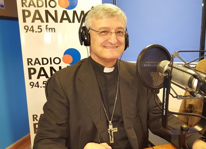 Noticia Radio Panamá | Nuncio Carrascosa es trasladado a Quito