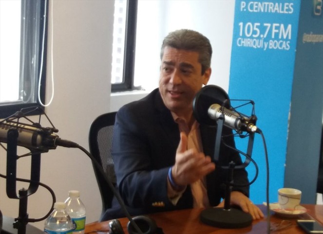 Noticia Radio Panamá | No mandé a restituir a Castañeda; Ministro Mayo