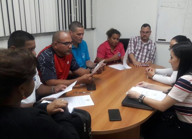 Noticia Radio Panamá | Trabajadores de Bonlac suspenden llamado a huelga para el próximo 29 de julio