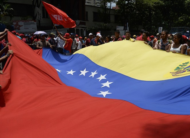 Noticia Radio Panamá | Colombia niega complot México y EEUU para derrocar a Nicolás Maduro