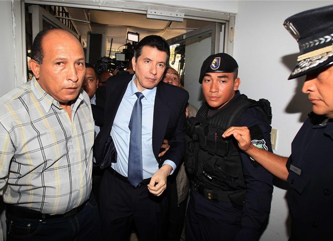 Noticia Radio Panamá | Conceden casa por cárcel al exmagistrado Moncada Luna. Fiscalía apela decisión