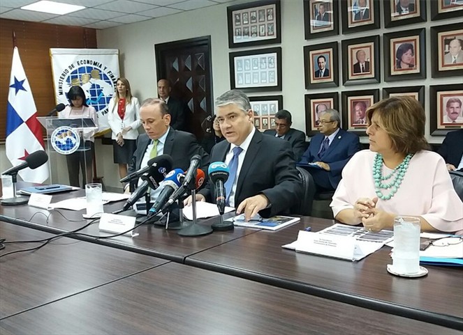 Noticia Radio Panamá | MEF reporta incremento en ingresos del Gobierno Central en el primer semestre del año