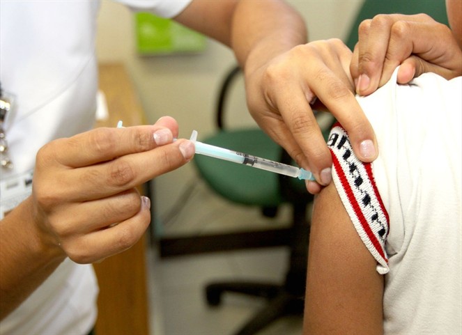 Noticia Radio Panamá | Autoridades piden a la población vacunarse contra influenza