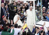 Noticia Radio Panamá | Mensajes clave del primer discurso del Papa Francisco en Colombia