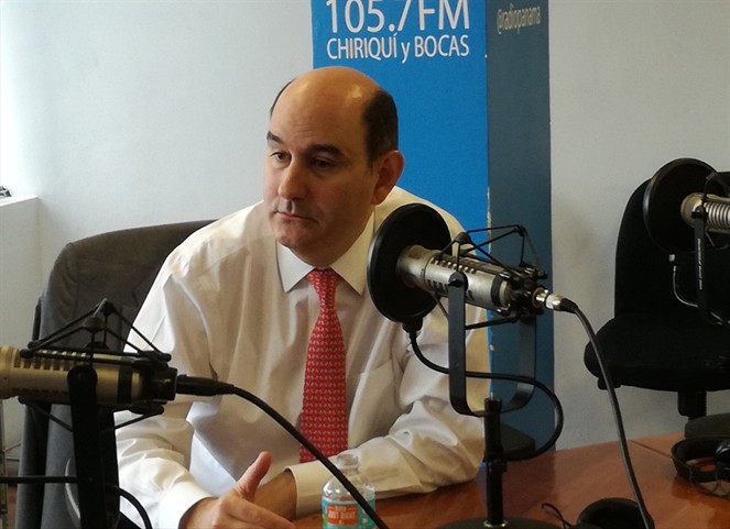 Noticia Radio Panamá | El único objetivo de la Asamblea es extraer más recursos; Felipe Chapman