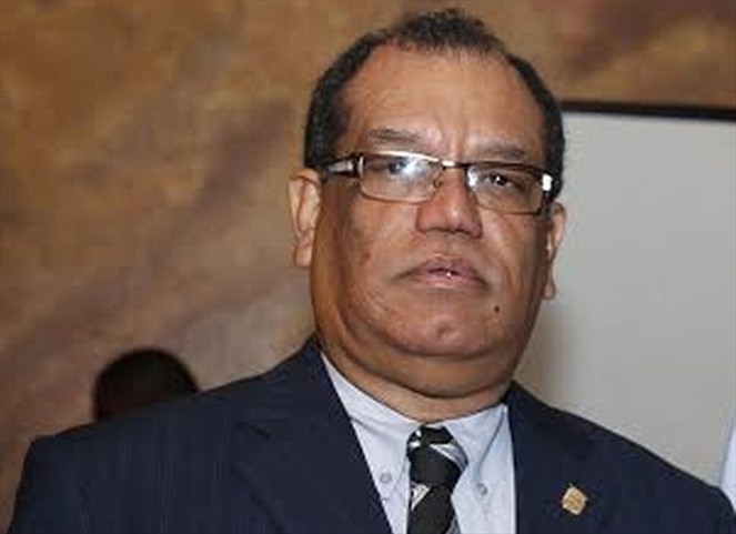 Noticia Radio Panamá | Diputado Ortega defiende impuesto a bebidas azucaradas