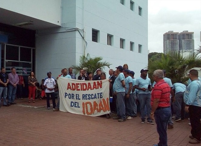 Noticia Radio Panamá | Gobierno llama a funcionarios del IDAAN a retomar labores