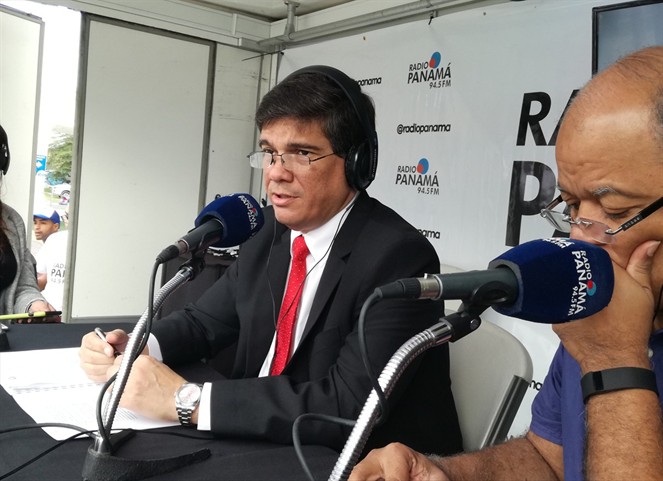 Noticia Radio Panamá | No hay venta, ni privatización, ni aumento de tarifas; Gerente de Etesa
