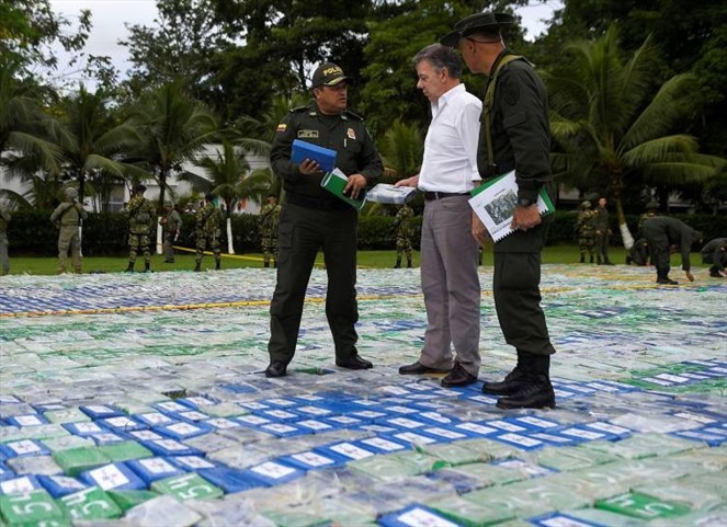 Noticia Radio Panamá | Gobierno colombiano decomisa 12 toneladas de cocaína al clan del golfo