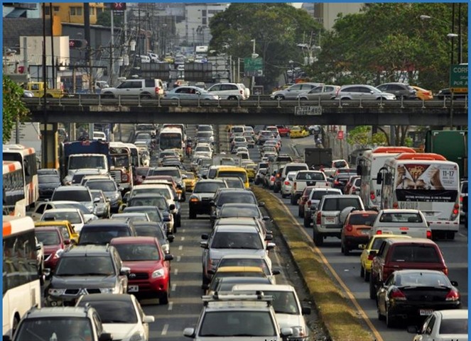 Noticia Radio Panamá | ATTT anuncia inversión de carriles por fiestas de fin de año