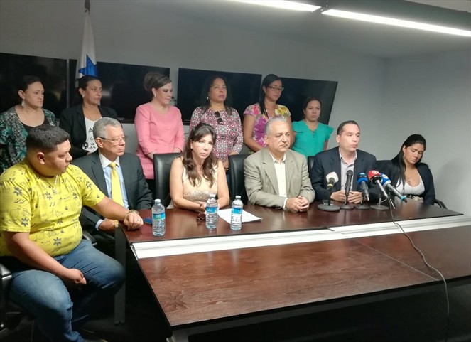 Noticia Radio Panamá | Cambio Democrático se pronuncia ante nuevo salario mínimo
