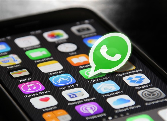 Noticia Radio Panamá | En España es ilegal incluir personas en grupos de WhatsApp sin permiso