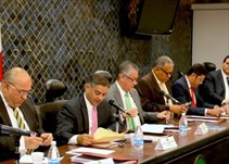 Noticia Radio Panamá | Comisión de Credenciales posterga hasta el 10 de enero proceso para posible ratificación de magistrados