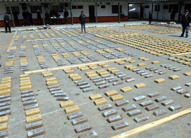 Noticia Radio Panamá | Ejército brasileño halla 1.200 kilos de marihuana en embarcación colombiana