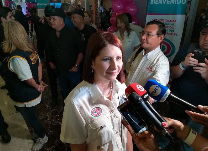 Noticia Radio Panamá | Marta de Martinelli llama a la unidad de Cambio Democrático