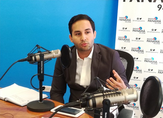 Noticia Radio Panamá | Debemos renovar la política; Christián Ábrego