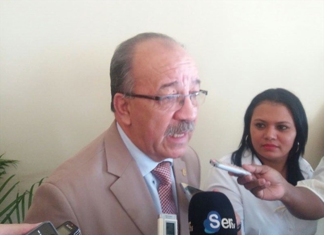 Noticia Radio Panamá | Magisterio Panameño Unido señala que profesores del programa Panamá Bilingüe, fueron engañados.