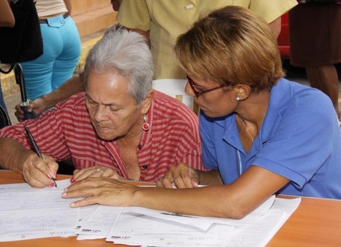 Noticia Radio Panamá | Primer pago de 120 a los 65 por banco se realizará a partir del lunes
