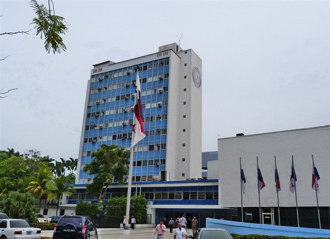 Noticia Radio Panamá | Diputados Panameñista considera que la nueva Comisión de Credenciales es ilegal.