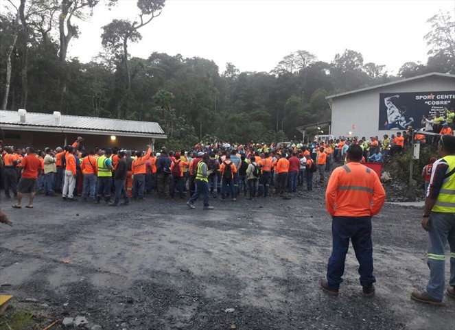 Noticia Radio Panamá | SUNTRACS impone a trabajadores mineros afiliarse; Miguel Edwards