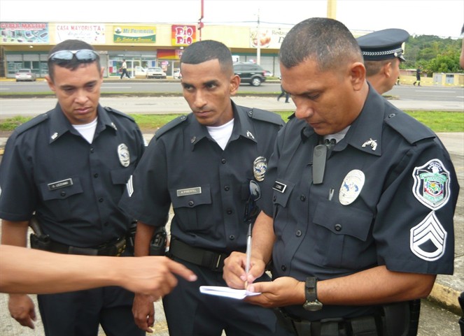 Noticia Radio Panamá | Comienza despliegue de la Policía Nacional con motivo de la Semana Santa.