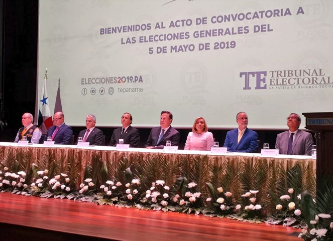 Noticia Radio Panamá | Presidente Varela convoca a consulta constituyente en convocatoria de elecciones generales