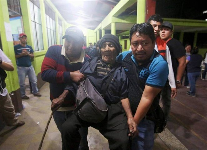 Noticia Radio Panamá | Guatemala sufre embate de volcán de Fuego