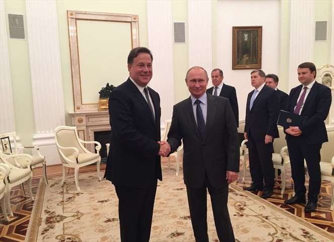 Noticia Radio Panamá | Presidente Juan Carlos Varela se reúne con Vladimir Putin en el Kremlin