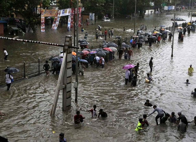 Noticia Radio Panamá | Cerca de 400.000 afectados por las lluvias en el noreste de la India