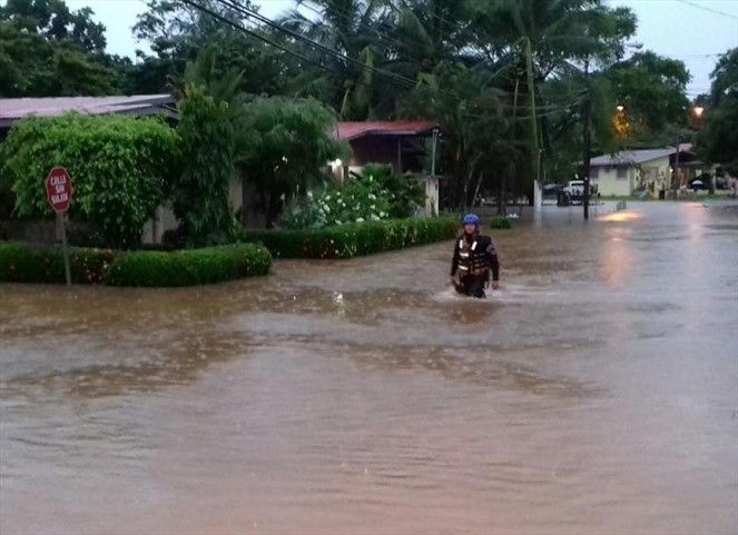 Noticia Radio Panamá | Familias resultaron afectadas durante el fin de semana por fuertes lluvias en la provincia de Chiriquí