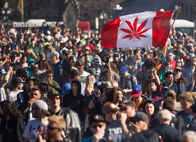 Noticia Radio Panamá | Canada legaliza la marihuana para fines recreativos