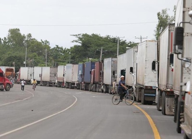 Noticia Radio Panamá | Transportistas panameños retenidos en Nicaragua son liberados
