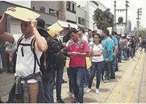 Noticia Radio Panamá | Más de 400 mil venezolanos podrán trabajar formalmente en el país