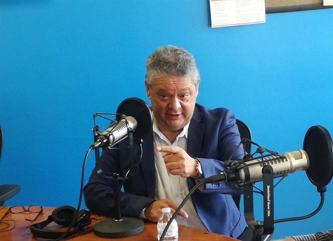 Noticia Radio Panamá | La gente está acostumbrada a vender su firma; Carlos Salazar