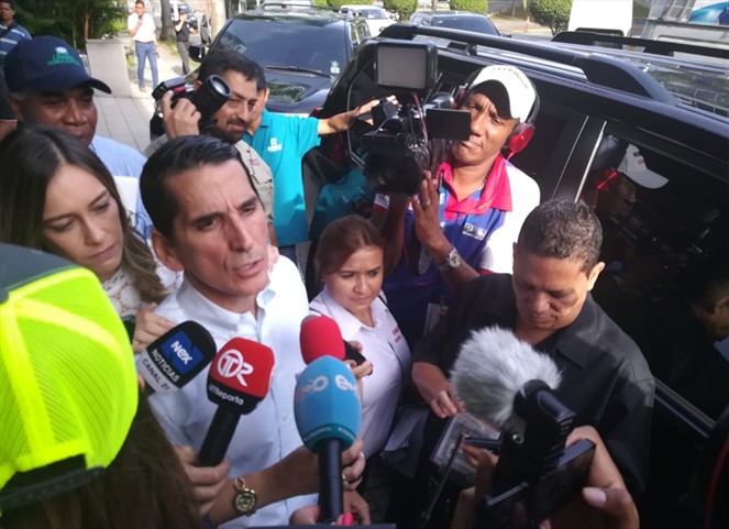 Noticia Radio Panamá | Ganaré elecciones camino hace cuatro años; Roux