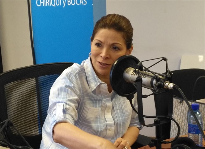 Noticia Radio Panamá | El que gana con esto es Ricardo Martinelli; Ana Matilde Gómez