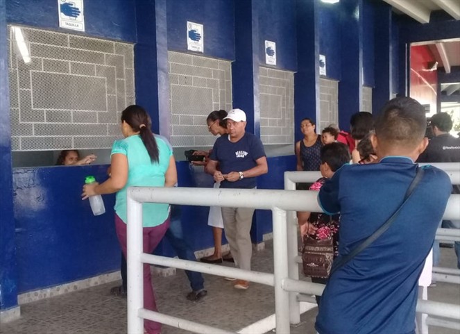 Noticia Radio Panamá | Continúa entrega de CEPADEM en Arena Roberto Durán