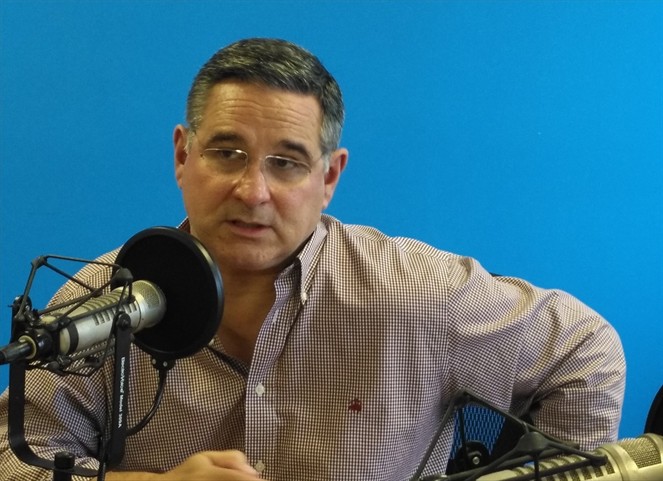 Noticia Radio Panamá | Marco Ameglio confirma entrega de firmas programadas al Tribunal Electoral