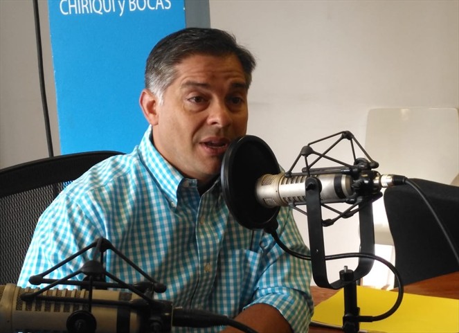 Noticia Radio Panamá | Diputado Valderrama explica sus planillas y habla de su precandidatura a la alcaldía