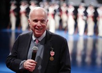 Noticia Radio Panamá | Muere John McCain a los 81 años