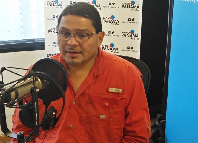 Noticia Radio Panamá | Saúl Méndez va por la constitución originaria