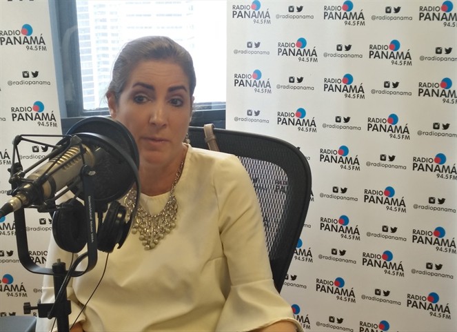 Noticia Radio Panamá | Nuestros abogados manejan la querella de Martinelli; Anette Planells