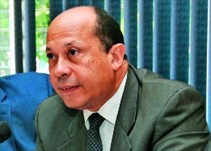 Noticia Radio Panamá | Agustín Sellhorn califica de «ignorante del derecho» a directora de ANTAI