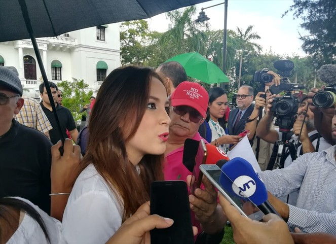 Noticia Radio Panamá | Comunicadores rechazan acciones contra los medios