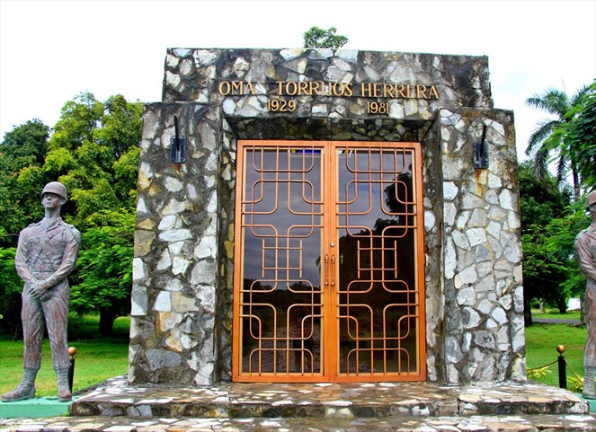 Noticia Radio Panamá | Miembros del PRD defienden Mausoleo de Omar Torrijos ubicado en Amador