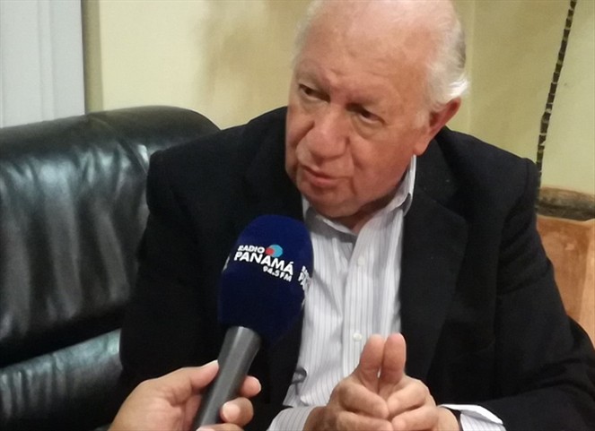 Noticia Radio Panamá | Expresidente Ricardo Lagos pide dejar de prestarle atención a reclamos de Bolivia