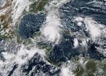 Noticia Radio Panamá | Huracán Michael golpea la costa de EE.UU