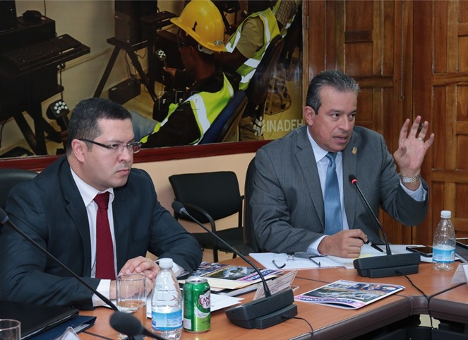 Noticia Radio Panamá | Directiva del INADEH aprueba construcción de nuevas aulas