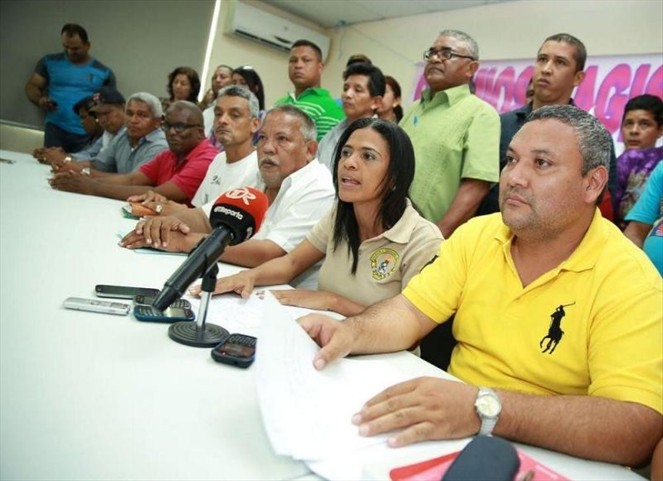 Noticia Radio Panamá | Sin Filtro; Millones se gastan en viajes de gremios docentes al año